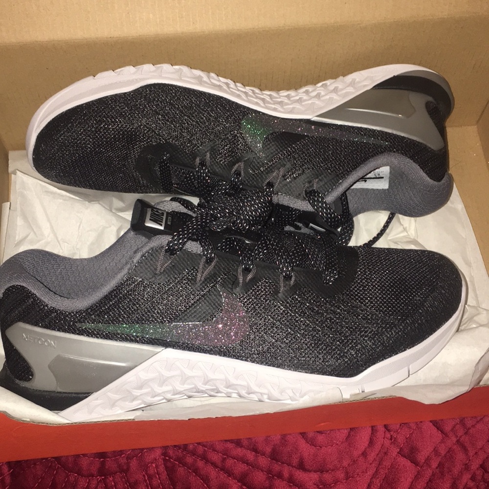 NIB Nike Metcon 3 black/metallic women’s shoes 6.5